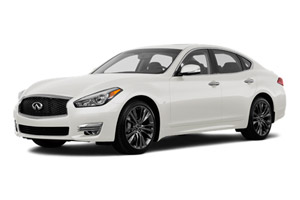 Q70 / M